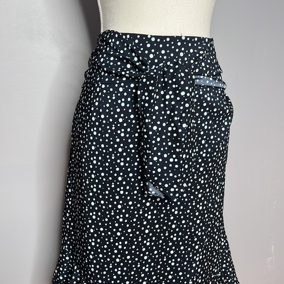 WORTHINGTON DARK BLUE WITH POLKA DOTS FAUX WRAP SKIRT SIZE 12 - Picture 2 of 5